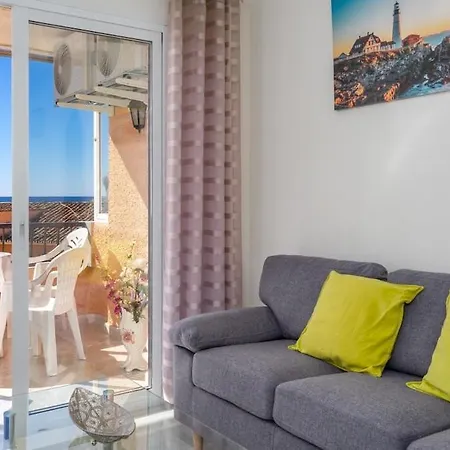 Cozy Seaview Getaway * Fuengirola