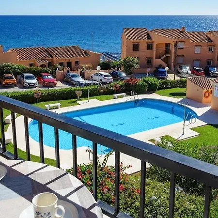 Cozy Seaview Getaway * Fuengirola